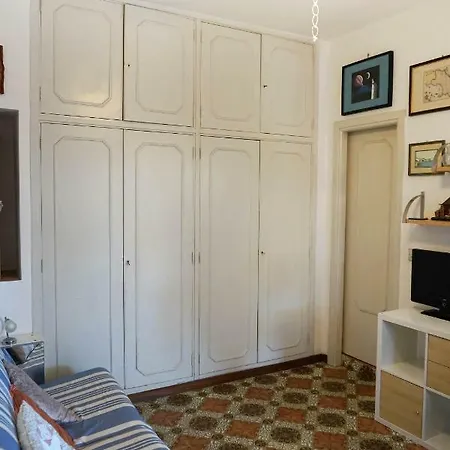Apartment Monolocale Terrazzo Serapo Geata