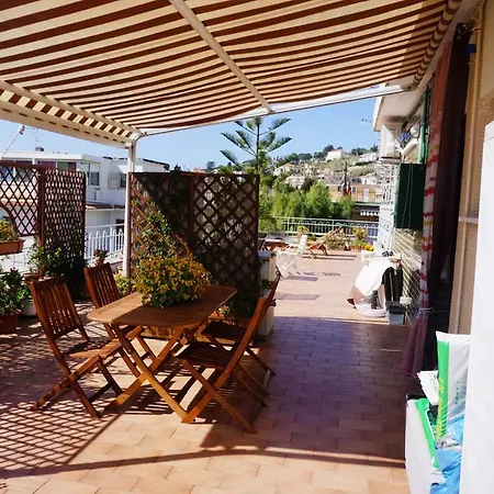 Monolocale Terrazzo Serapo Apartment