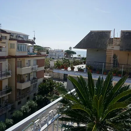 Monolocale Terrazzo Serapo Apartment *